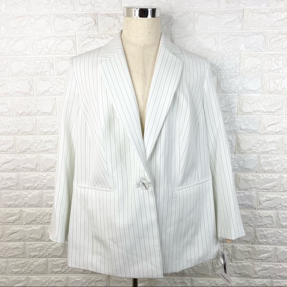 Nine West Jackets & Blazers - Nine West Off white pinstripe Blazer Jacket